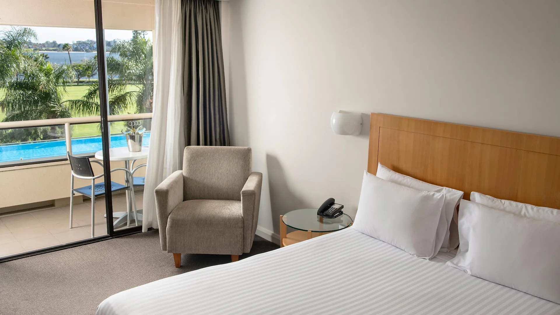 Hotel Crowne Plaza Perth By Ihg